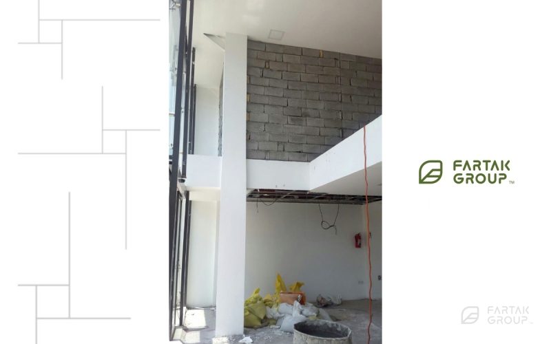 Zigzag Restaurant Green Wall