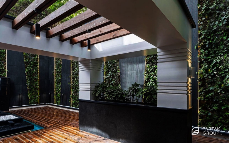 Temporal Outdoor Green Wall